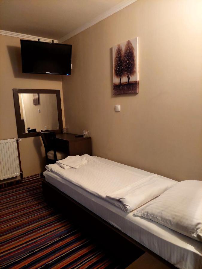 Sky Hotel Sarajevo Exterior photo